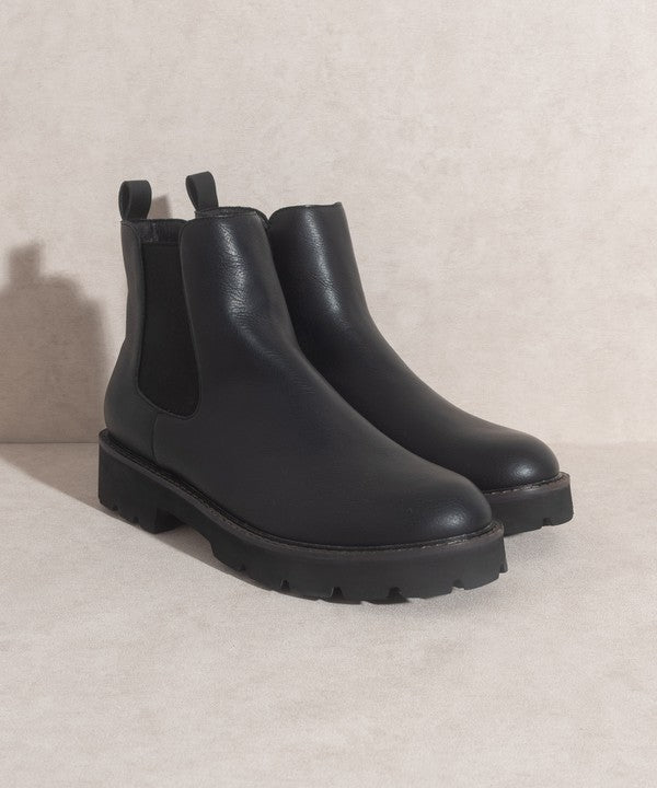 Gianna Chunky Sole Chelsea Boot *ONLINE EXCLUSIVE*