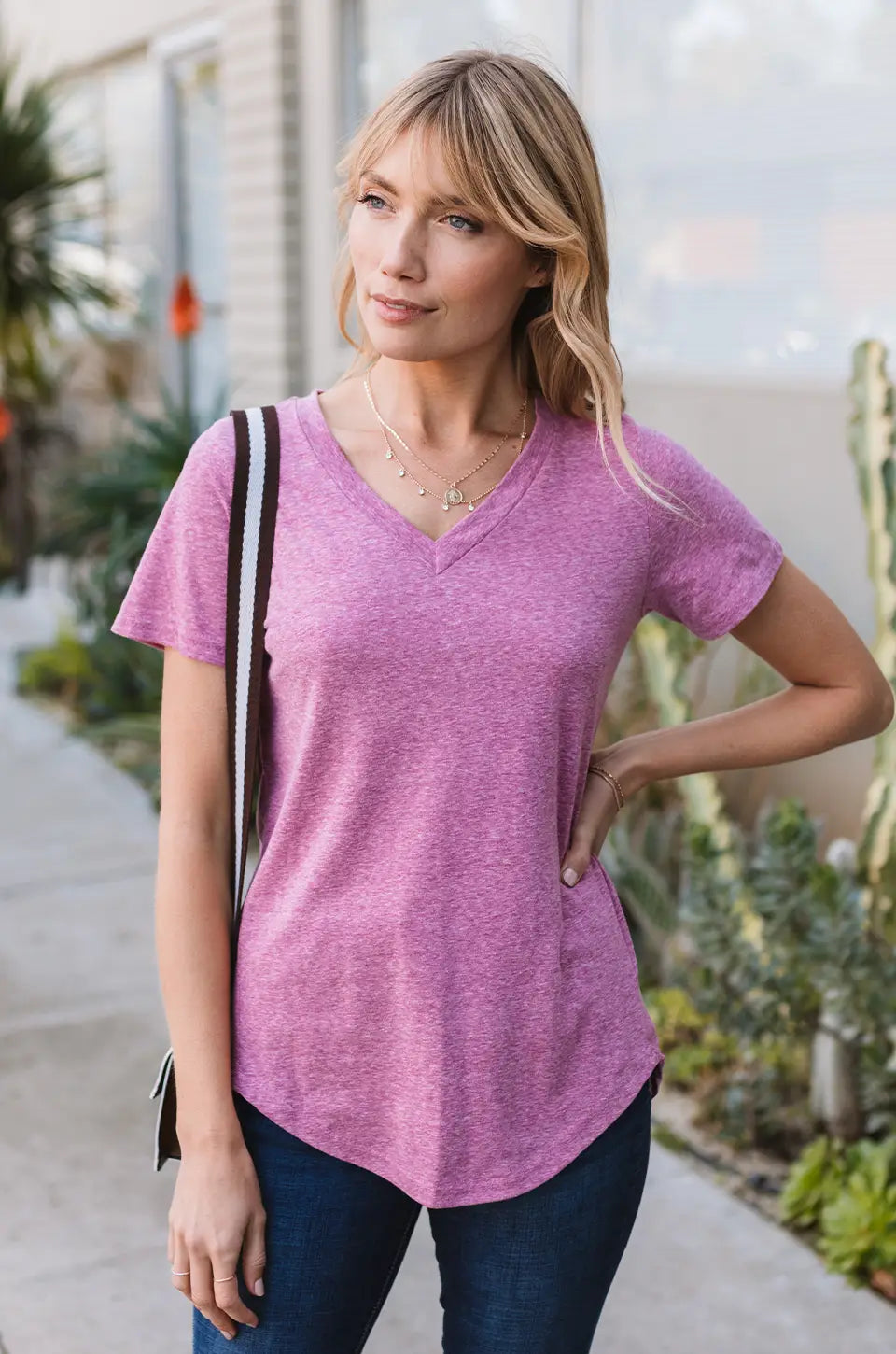 Essential Heather Tee in Berry